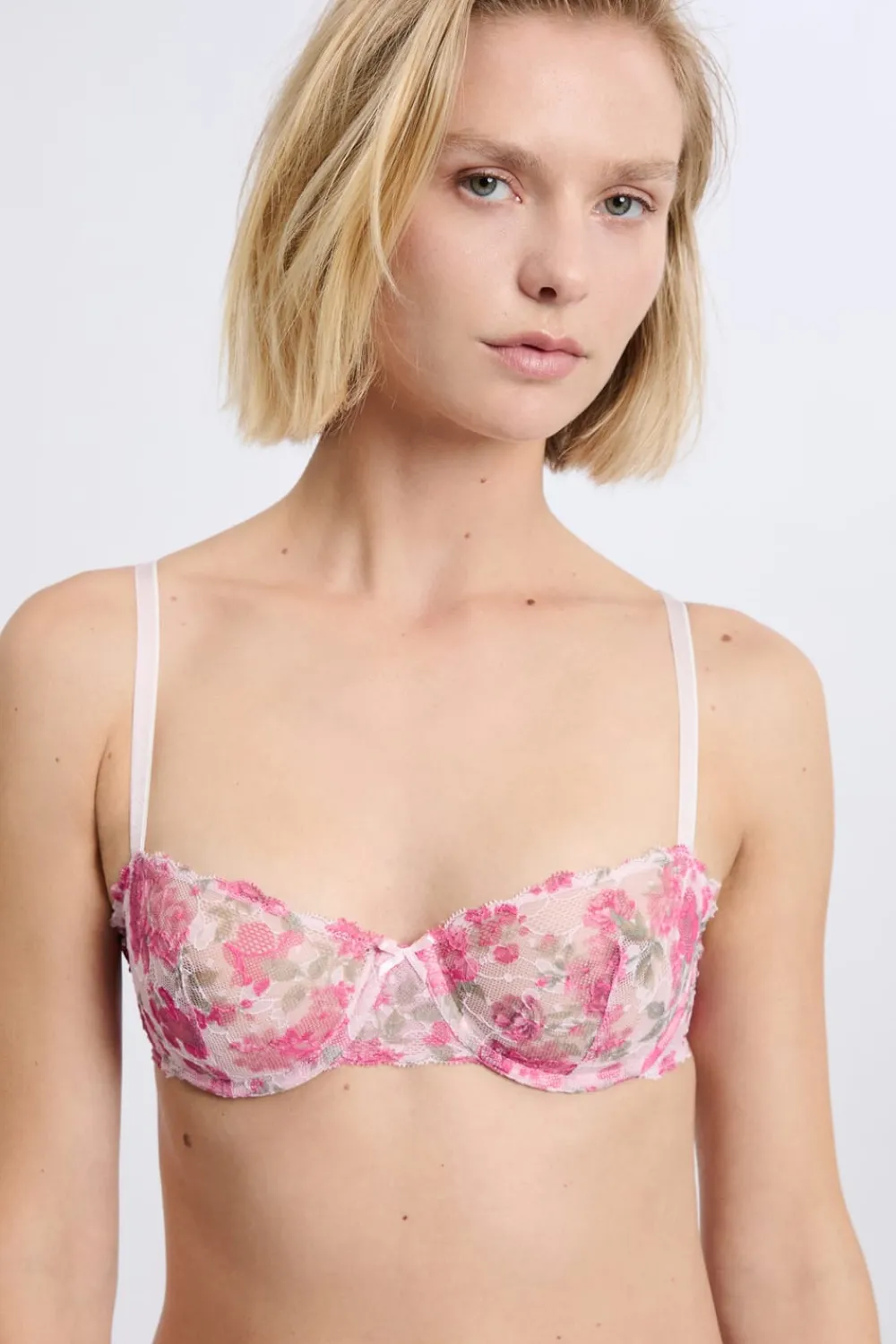 Hot ETAM Soutien-gorge N.9 - Balconnet en dentelle avec fleurs ROSE