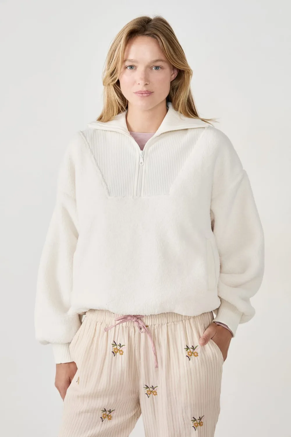 New ETAM Sudadera con cremallera ECRU