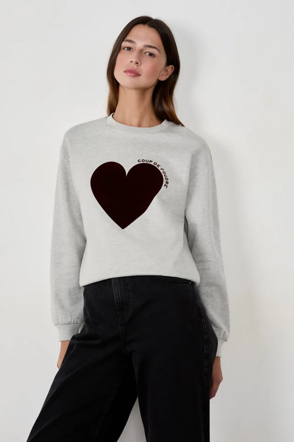 Outlet ETAM Sudadera estampada corazón GRIS