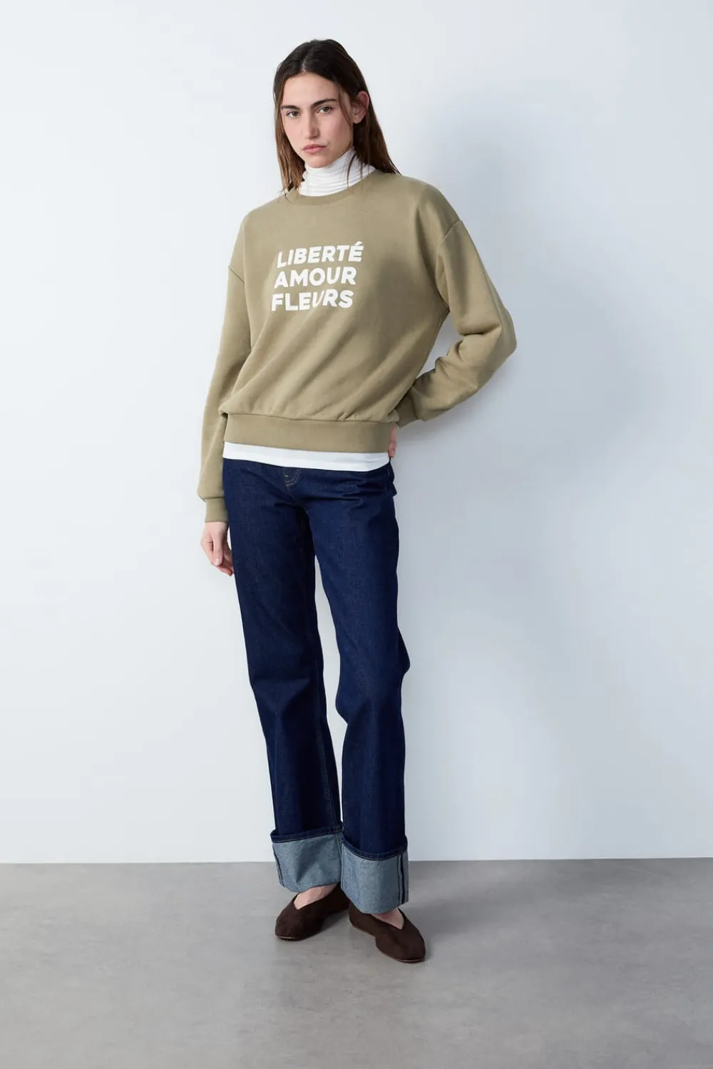 Outlet ETAM Sudadera estampada "Liberty Love Flowers" ARCILLA