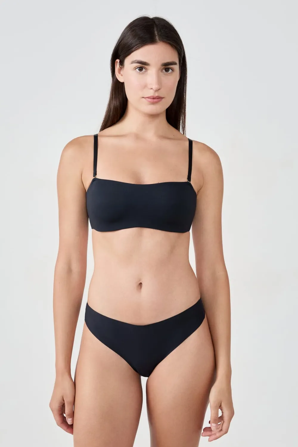 Outlet ETAM Sujetador bandeau aros suaves tirantes desmontables NEGRO