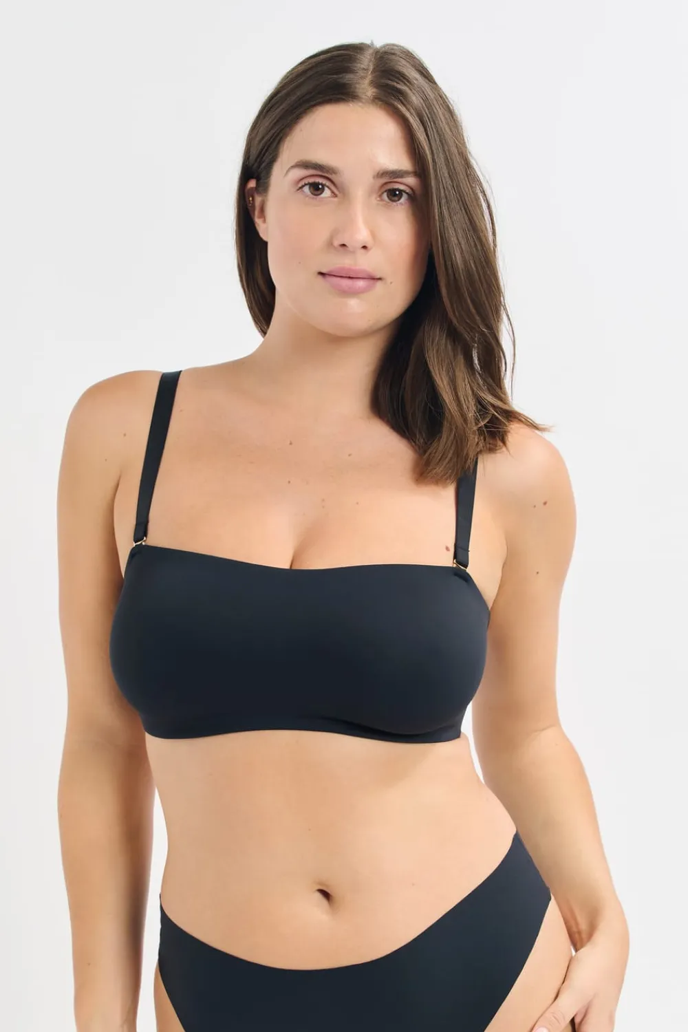 Outlet ETAM Sujetador bandeau aros suaves tirantes desmontables NEGRO