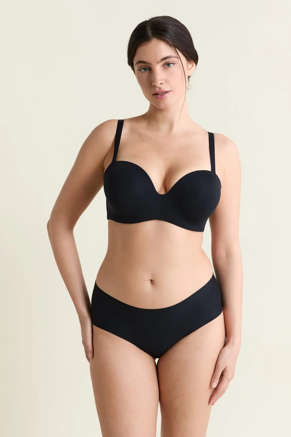 New ETAM Sujetador bandeau, copas C-E, tirantes desmontables NEGRO