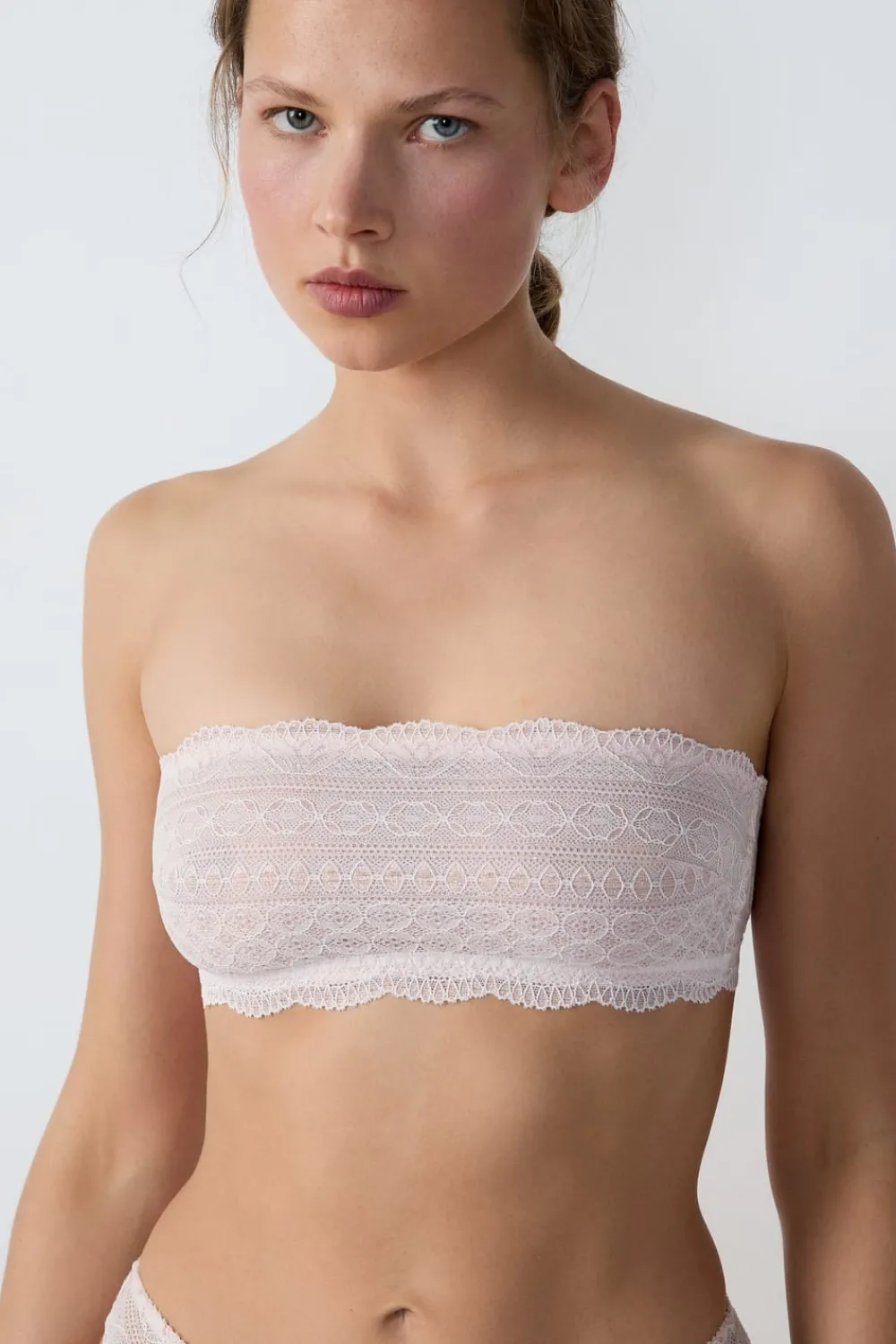 Outlet ETAM Sujetador bandeau de encaje ROSA EMPOLVADO