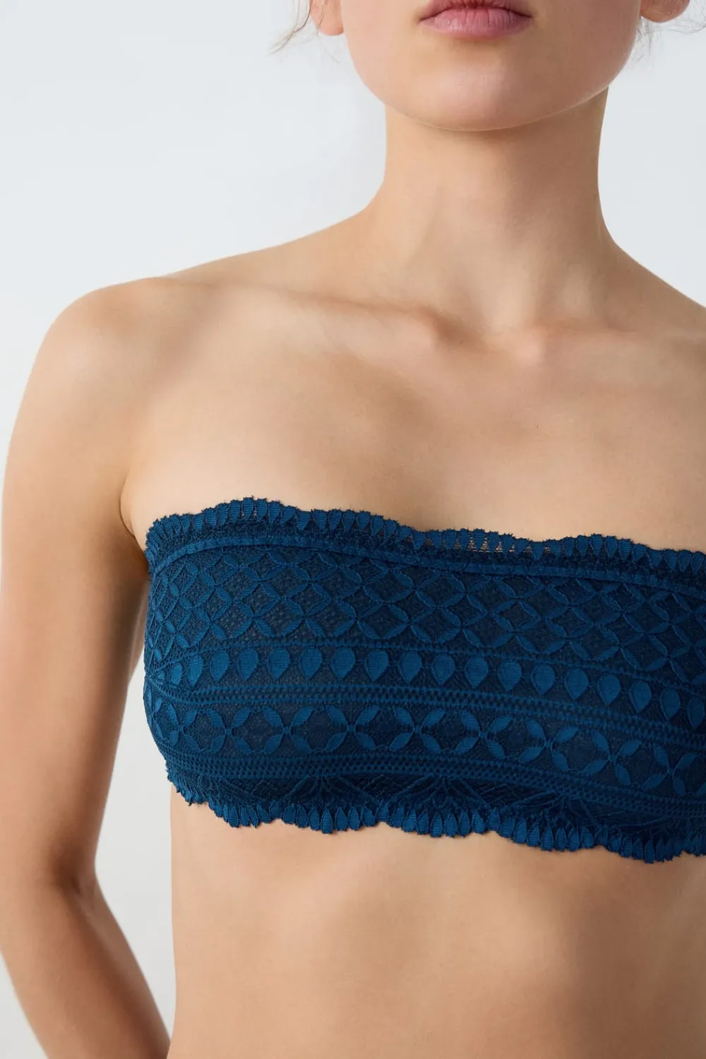 Online ETAM Sujetador bandeau de encaje TINTA