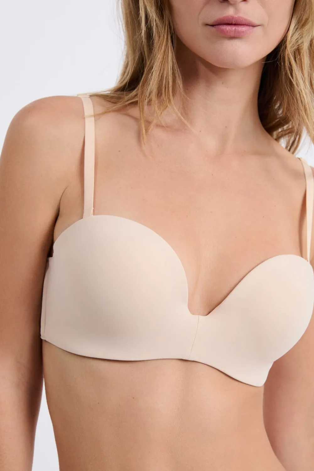 Sale ETAM Sujetador bandeau de microfibra con tirantes desmontables BLANCO ROTO
