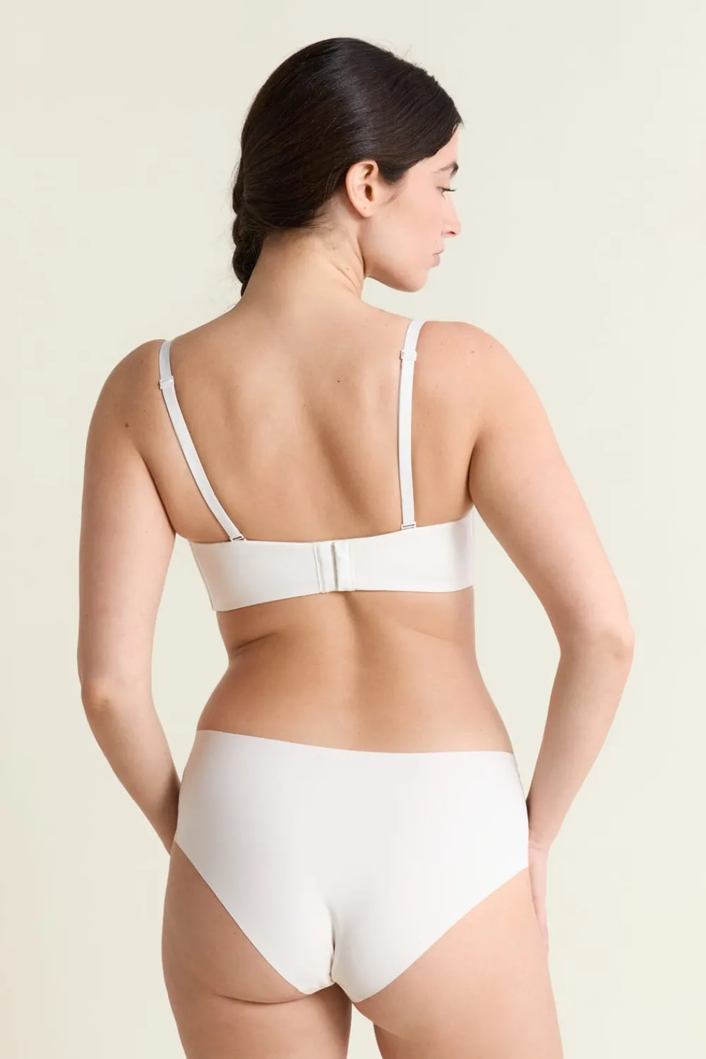 ETAM Sujetador bandeau de microfibra, tirantes desmontables, copa D CRUDO