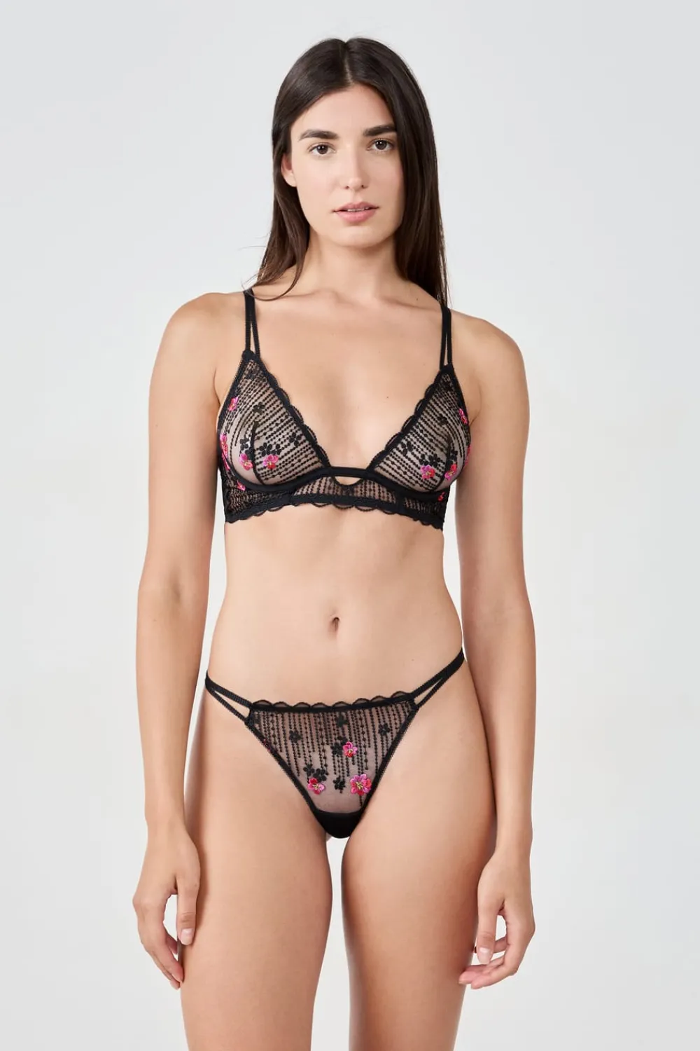 Hot ETAM Sujetador clásico de encaje NEGRO