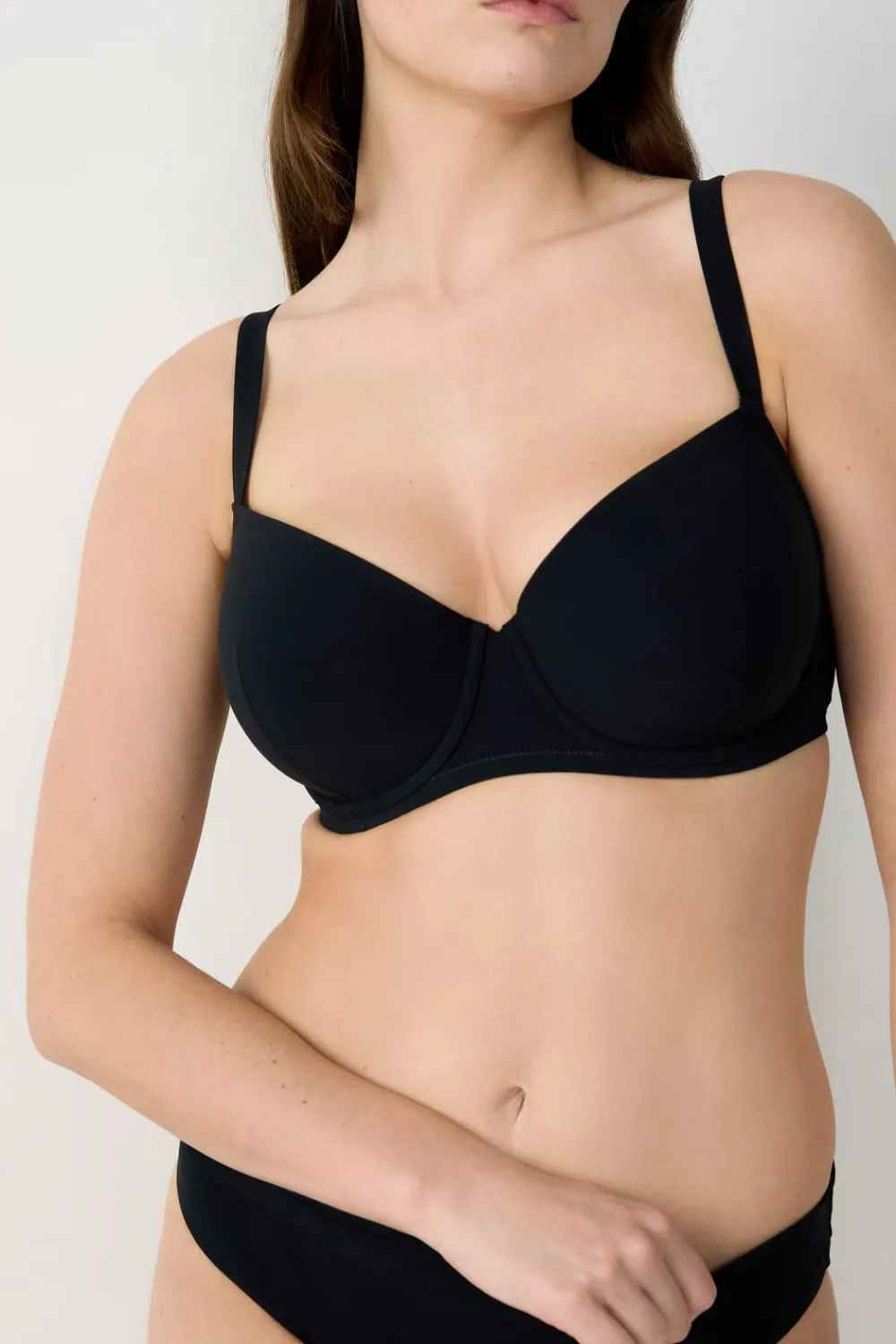 New ETAM Sujetador de bikini de copa fina NEGRO