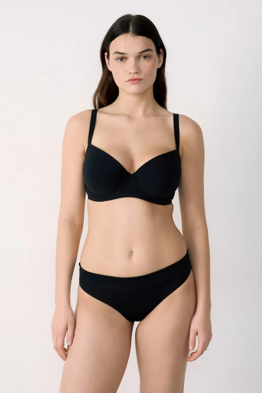 New ETAM Sujetador de bikini de copa fina NEGRO