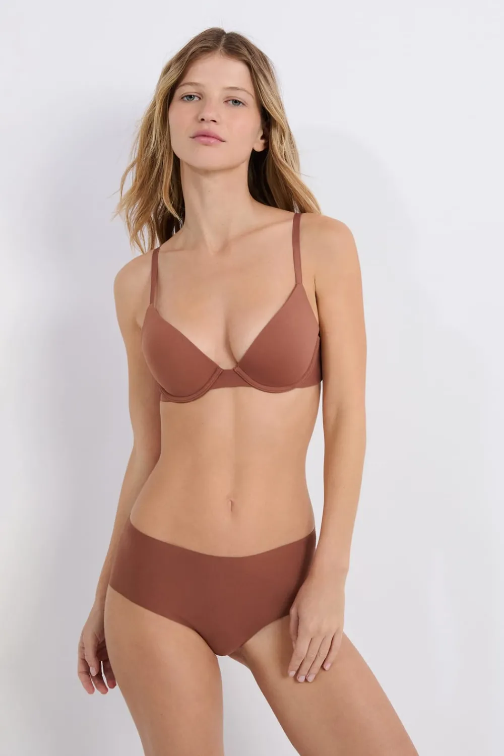 Online ETAM Sujetador Nº 2 - Push-up escote pronunciado MARRON