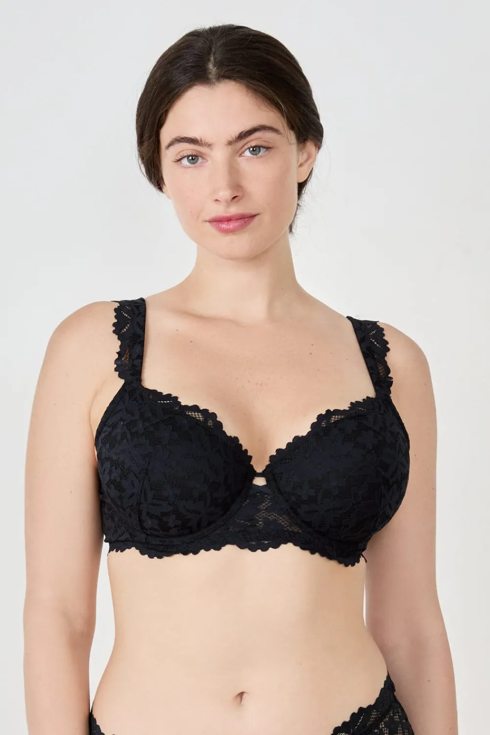 Discount ETAM Sujetador N. 4 - Copa fina NEGRO