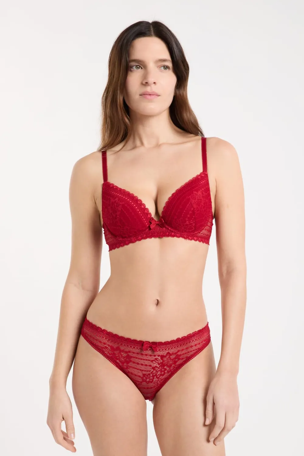 New ETAM Sujetador Nº 2 - Push-up escote pronunciado CARDINAL