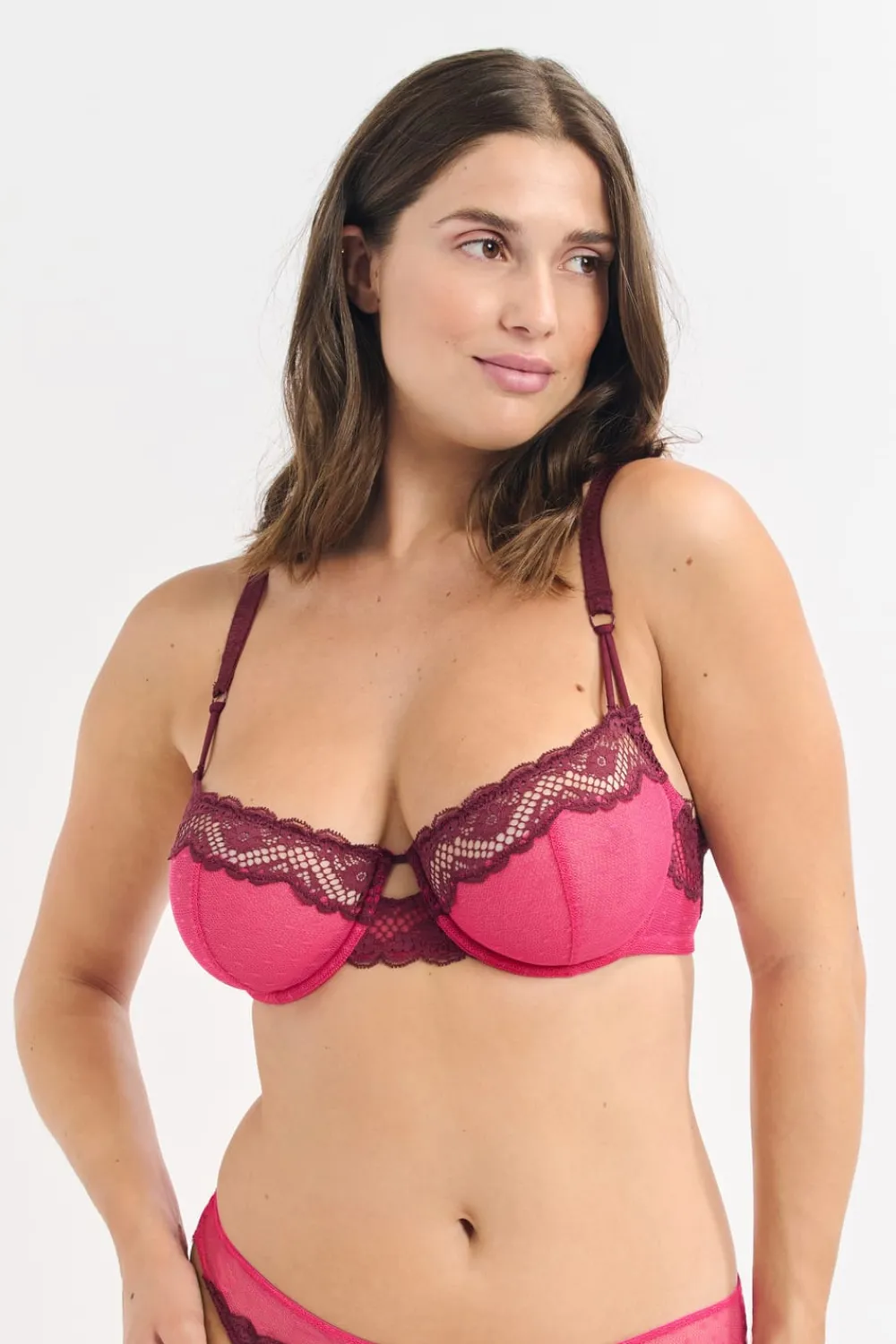 Outlet ETAM Sujetador N.9 - Balconnet de encaje PETUNIA
