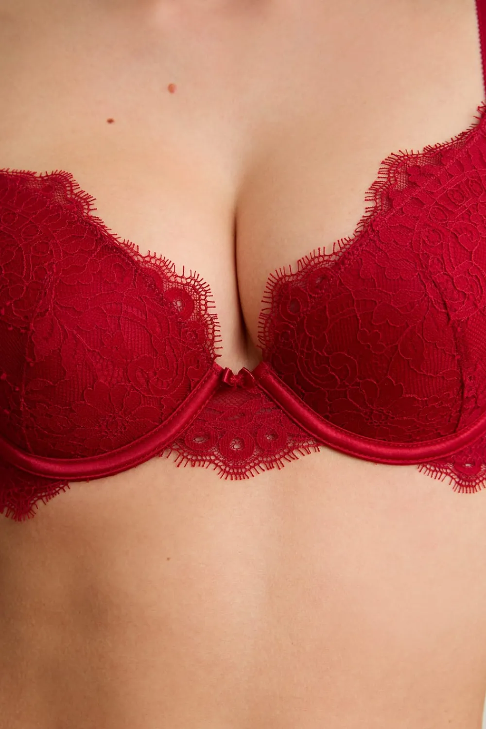 Online ETAM Sujetador N.2 - Push-up de encaje ROJO