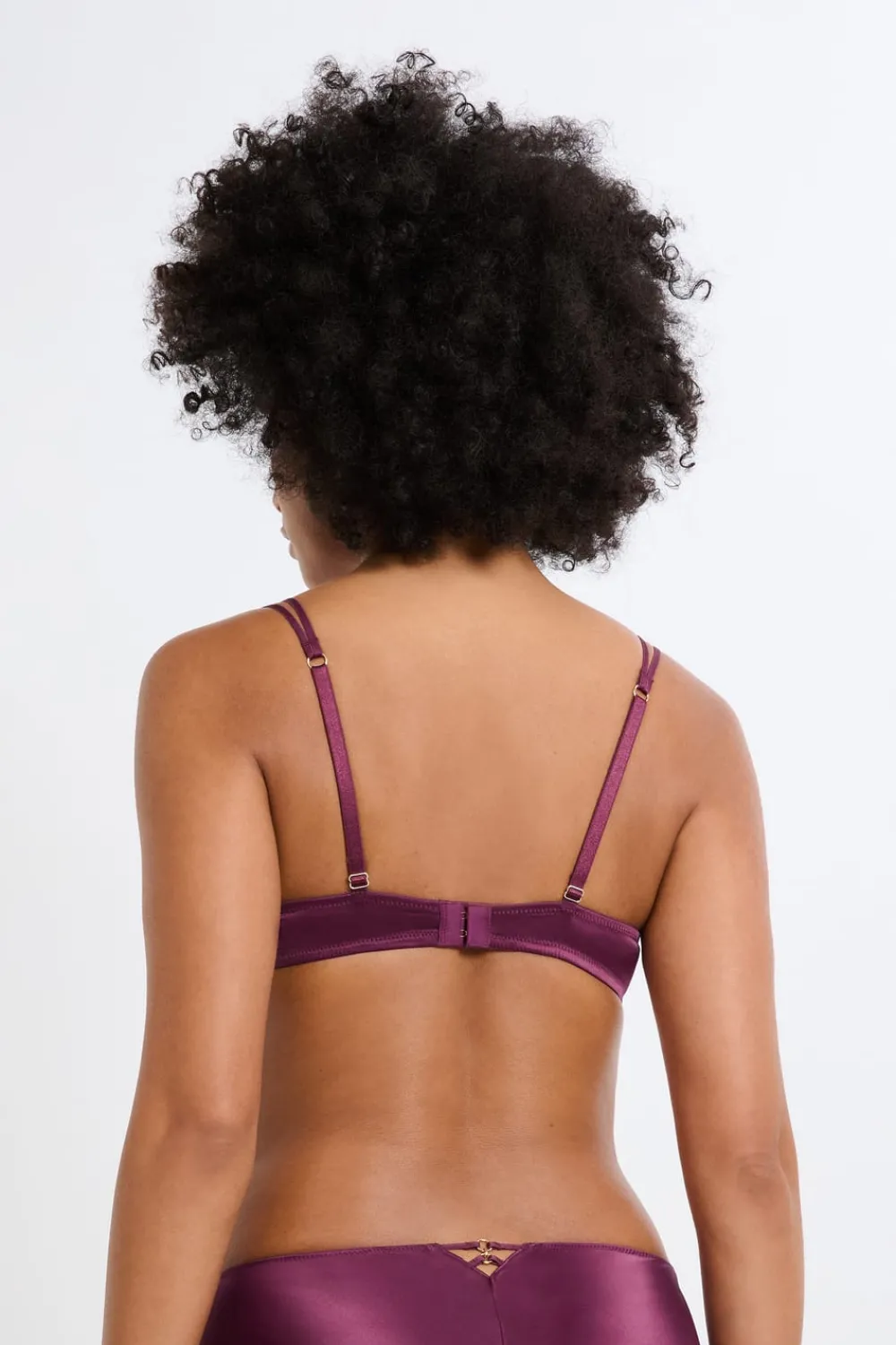 Sale ETAM Sujetador N.2: el push-up escote pronunciado con bordado floral MORADO