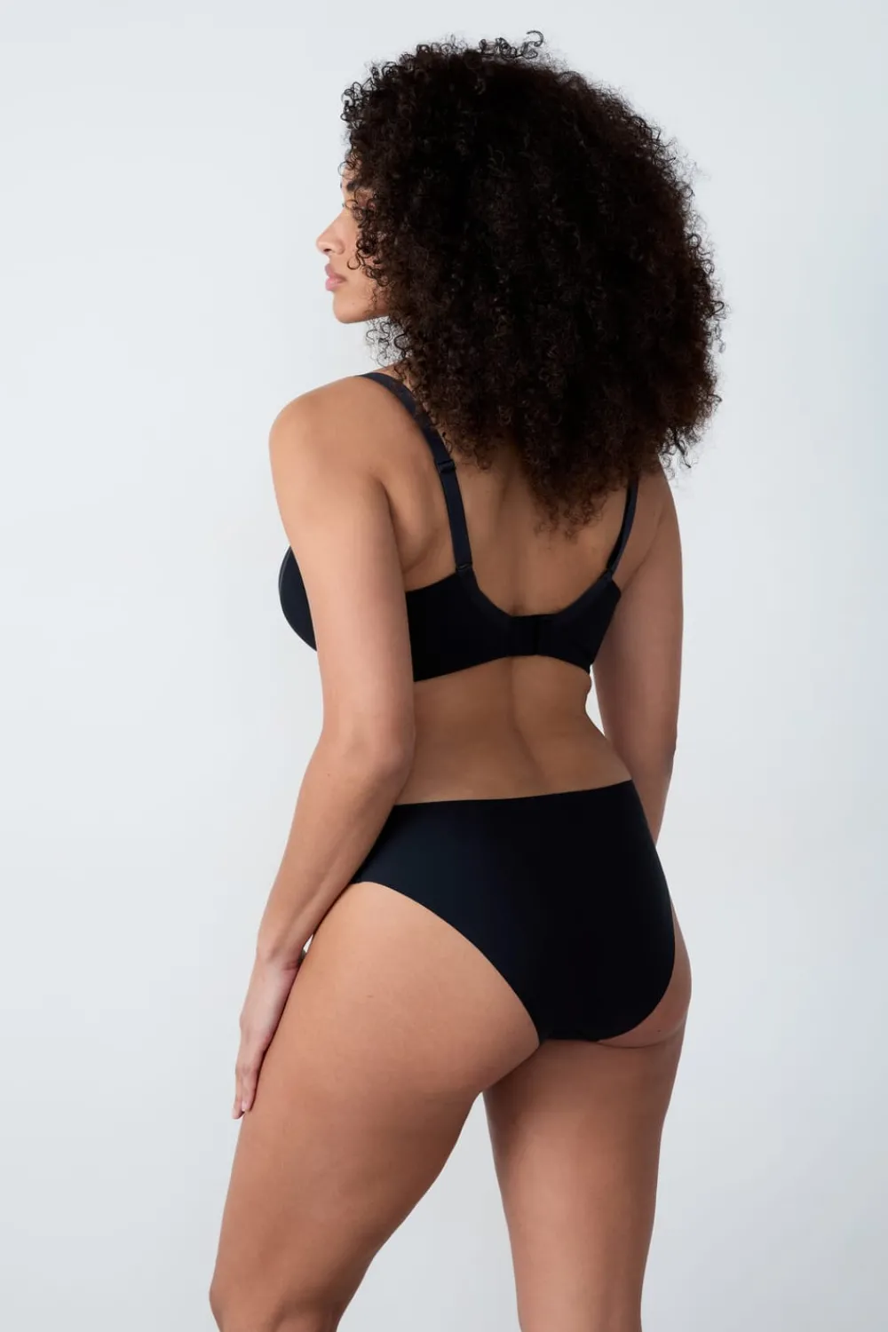 New ETAM Sujetador reductor sin relleno NEGRO