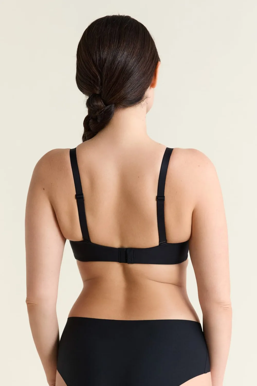 New ETAM Sujetador sin aros de copas finas de microfibra NEGRO