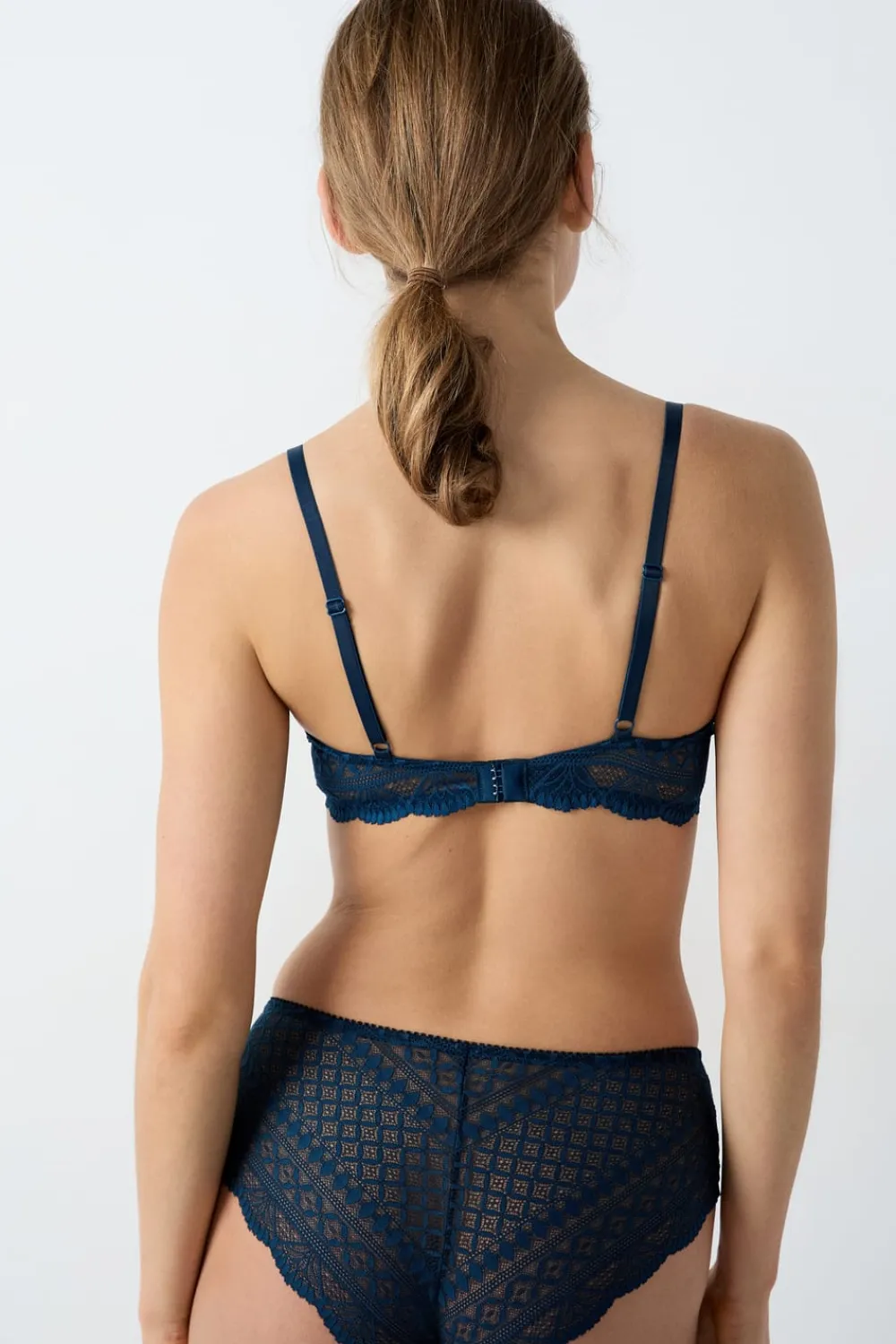 Clearance ETAM Sujetador sin relleno TINTA