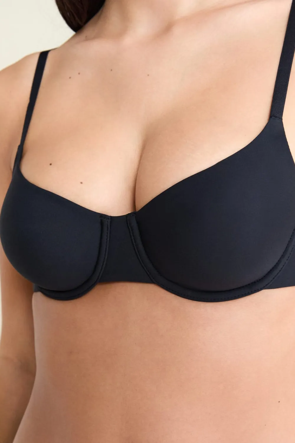 New ETAM Sujetador sin relleno de microfibra NEGRO