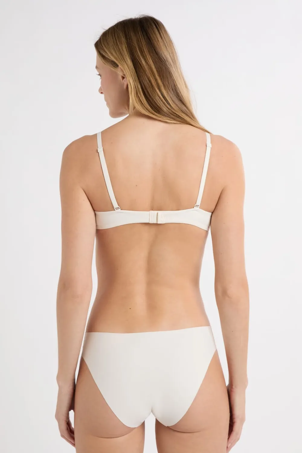 Clearance ETAM Sujetador sin relleno de microfibra CRUDO