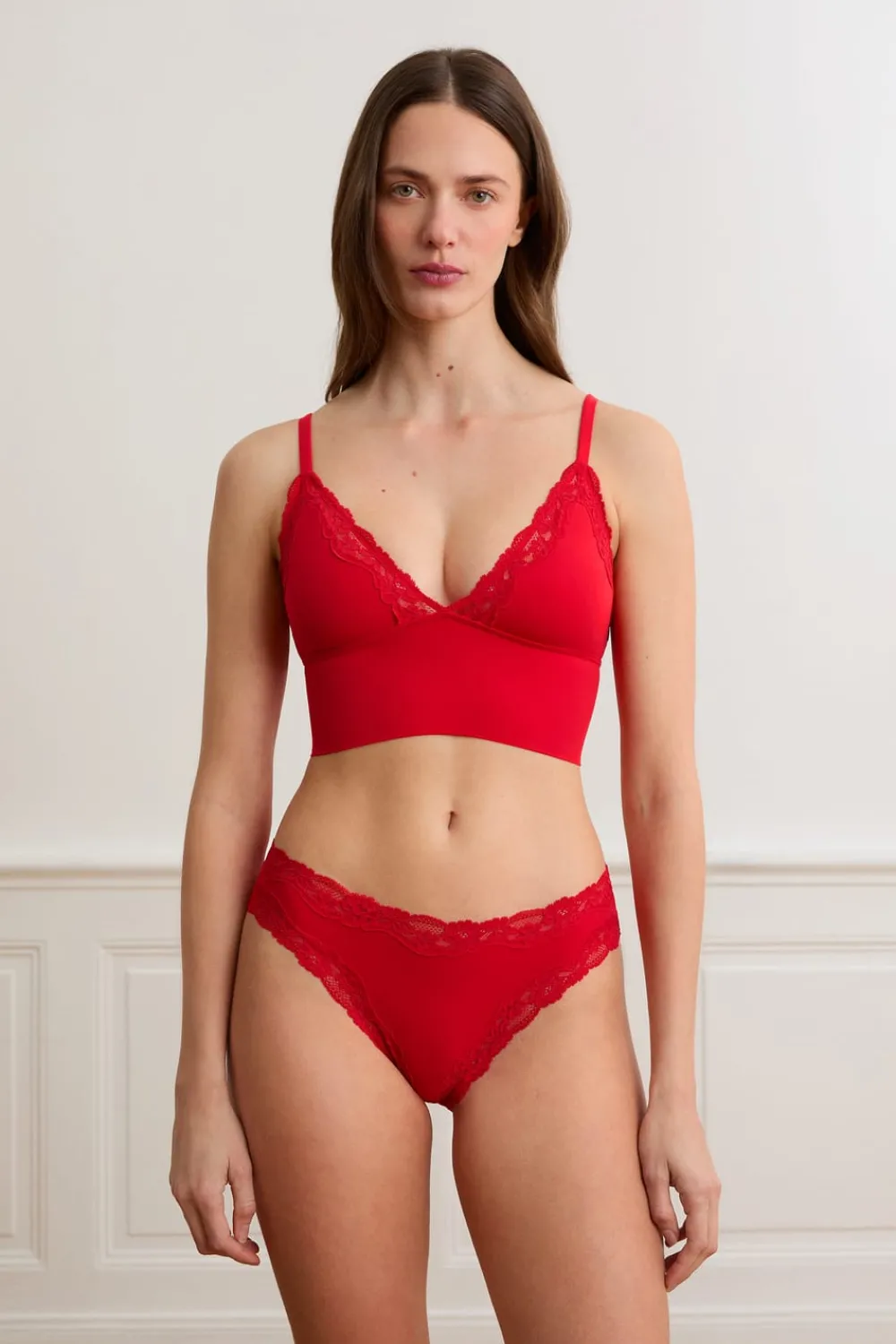 Online ETAM Sujetador triangular de microfibra y encaje ROJO