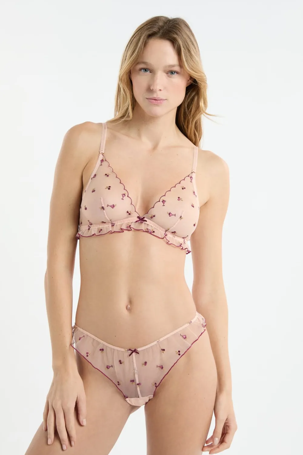 Discount ETAM Sujetador triangular de tul con motivos bordados rosa nude