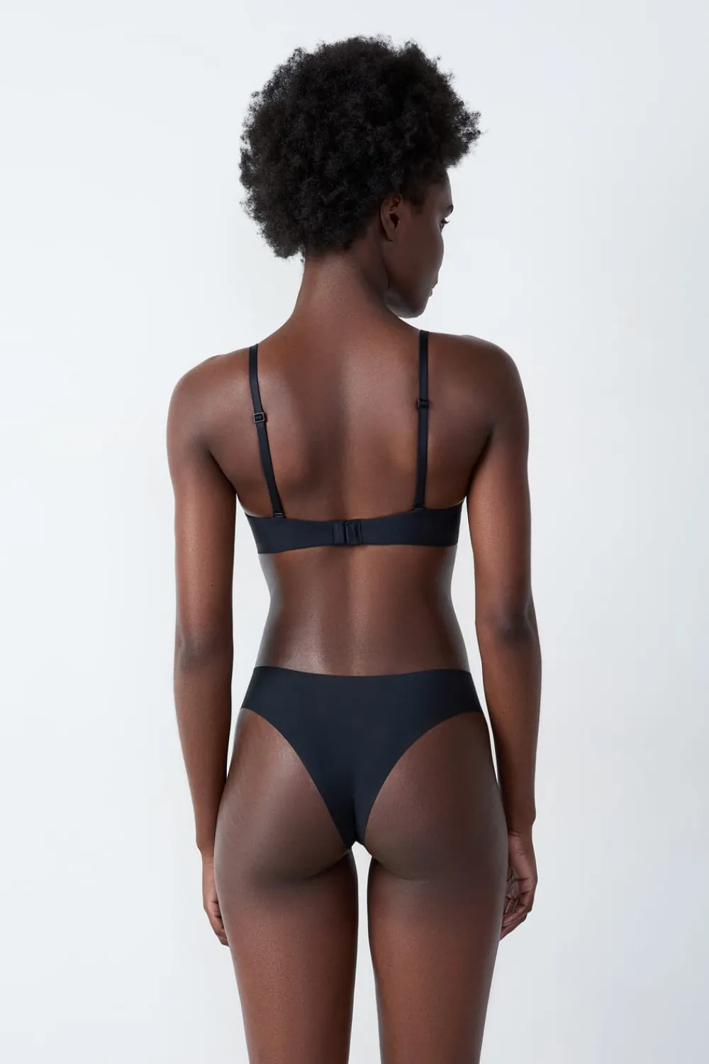 ETAM Tanga alto de microfibra NEGRO