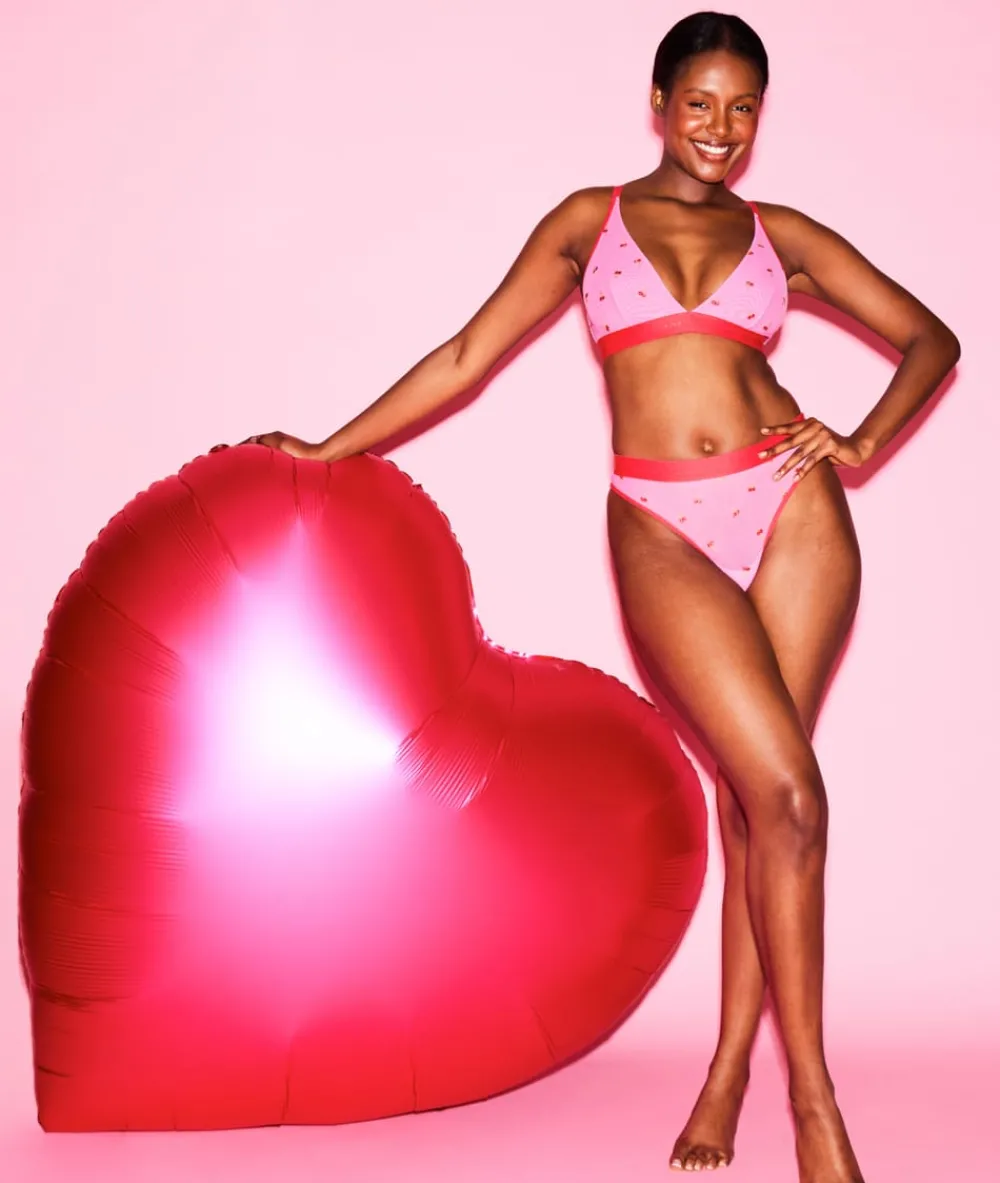 ETAM Tanga con bordado x Lemonade Dolls ROSE
