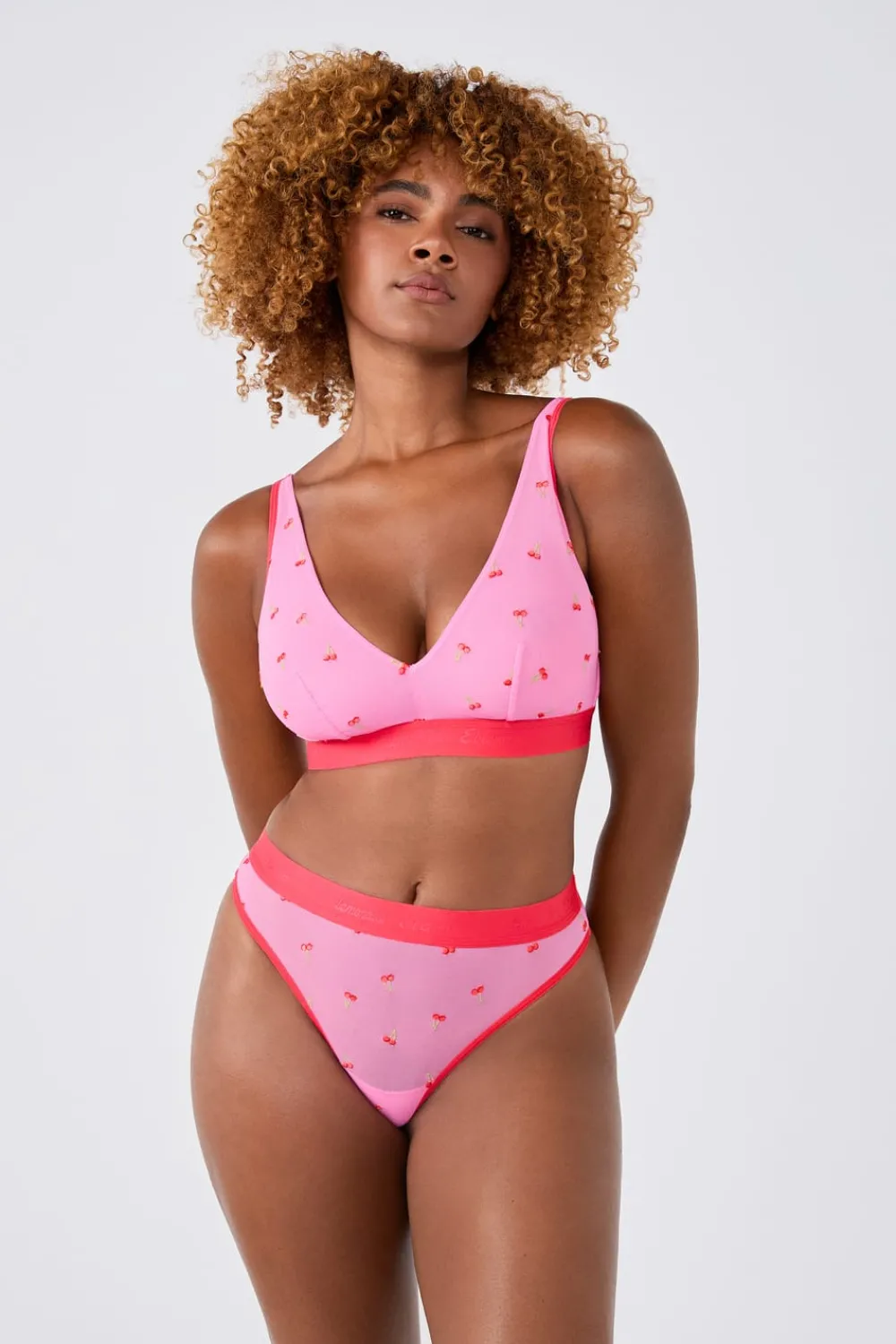 ETAM Tanga con bordado x Lemonade Dolls ROSE