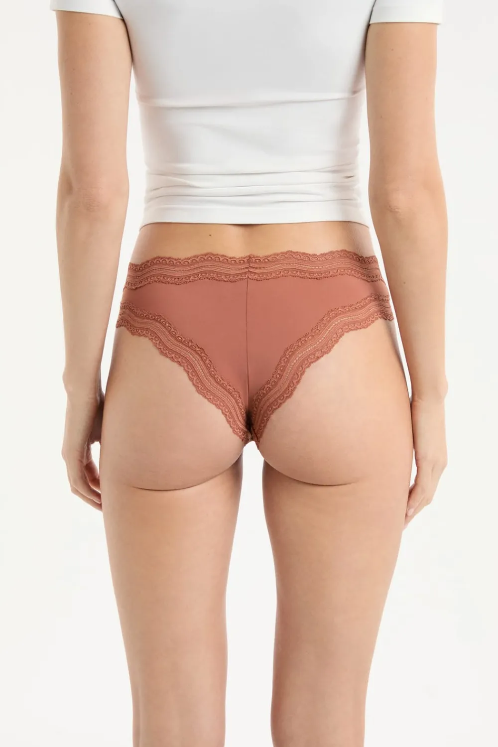 Discount ETAM Tanga con bordes de encaje de microfibra arena
