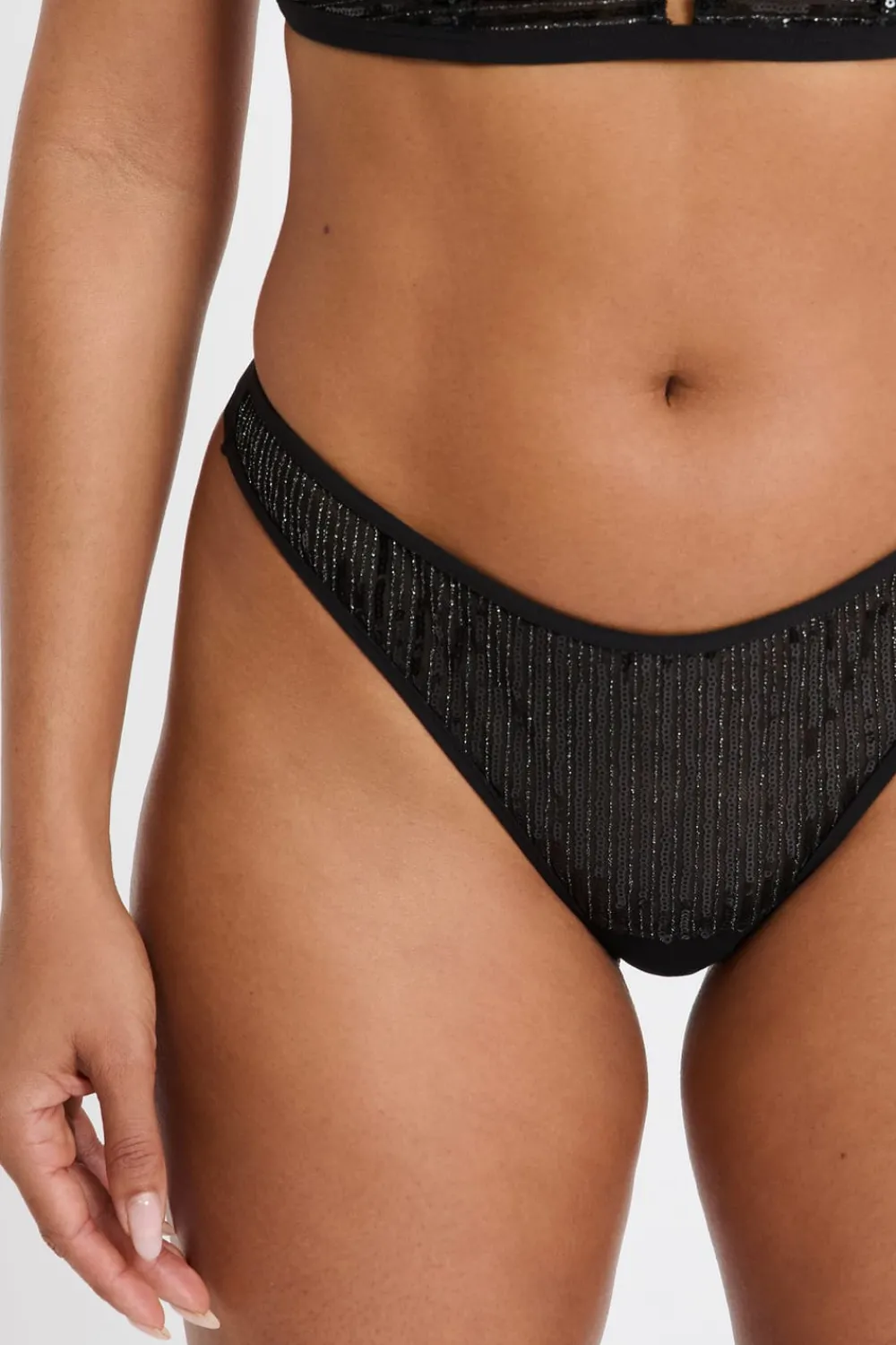 Hot ETAM Tanga con lentejuelas NEGRO