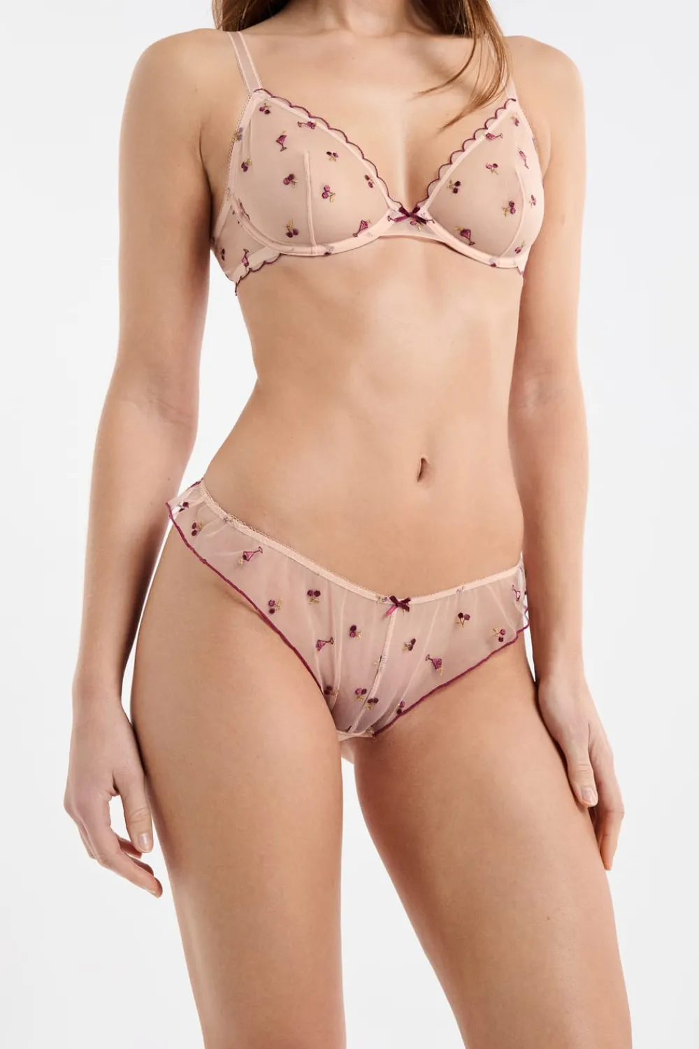 Online ETAM Tanga de bordado estampado BLUSH