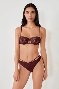 Discount ETAM Tanga de encaje BURDEOS GRANATE