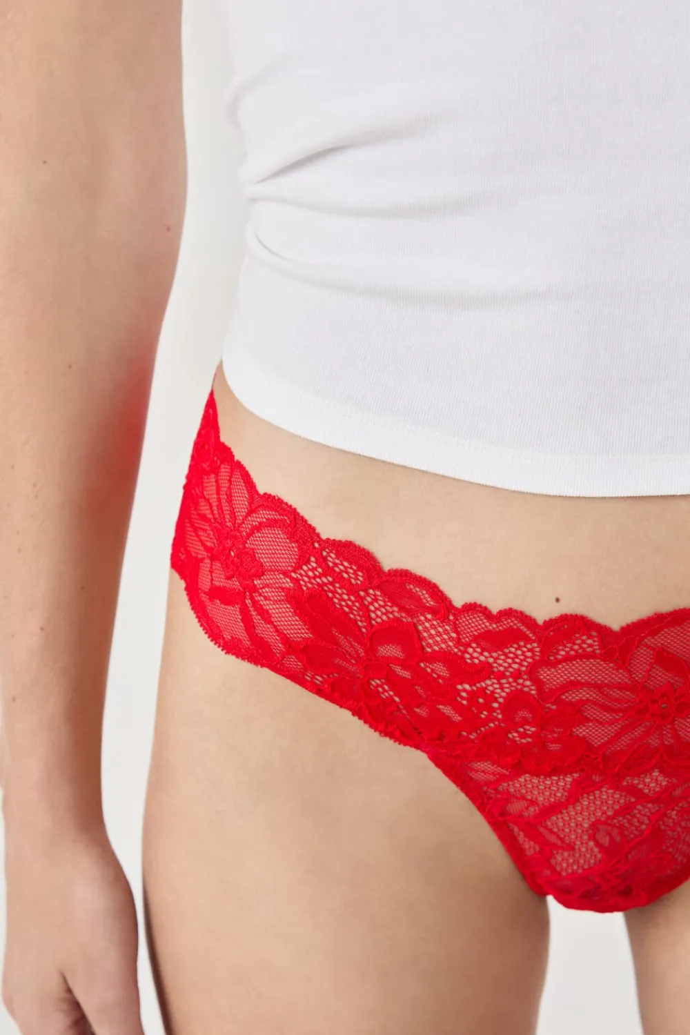 Discount ETAM Tanga de encaje ROJO