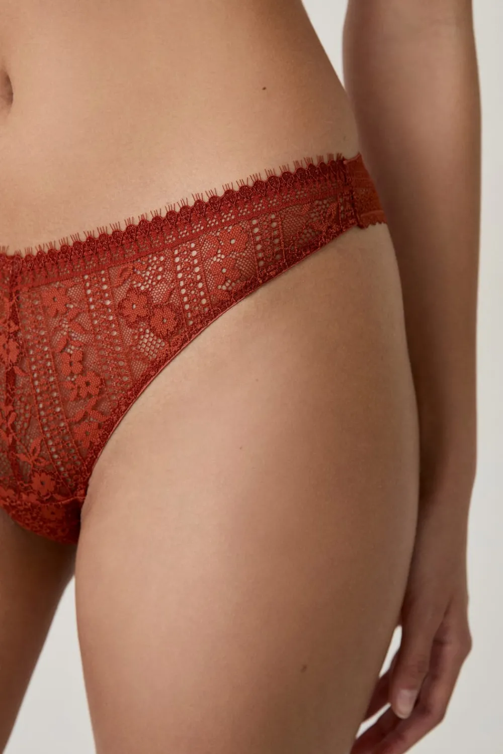 Discount ETAM Tanga de encaje MARRON