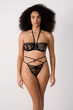 Hot ETAM Tanga de encaje francés NEGRO