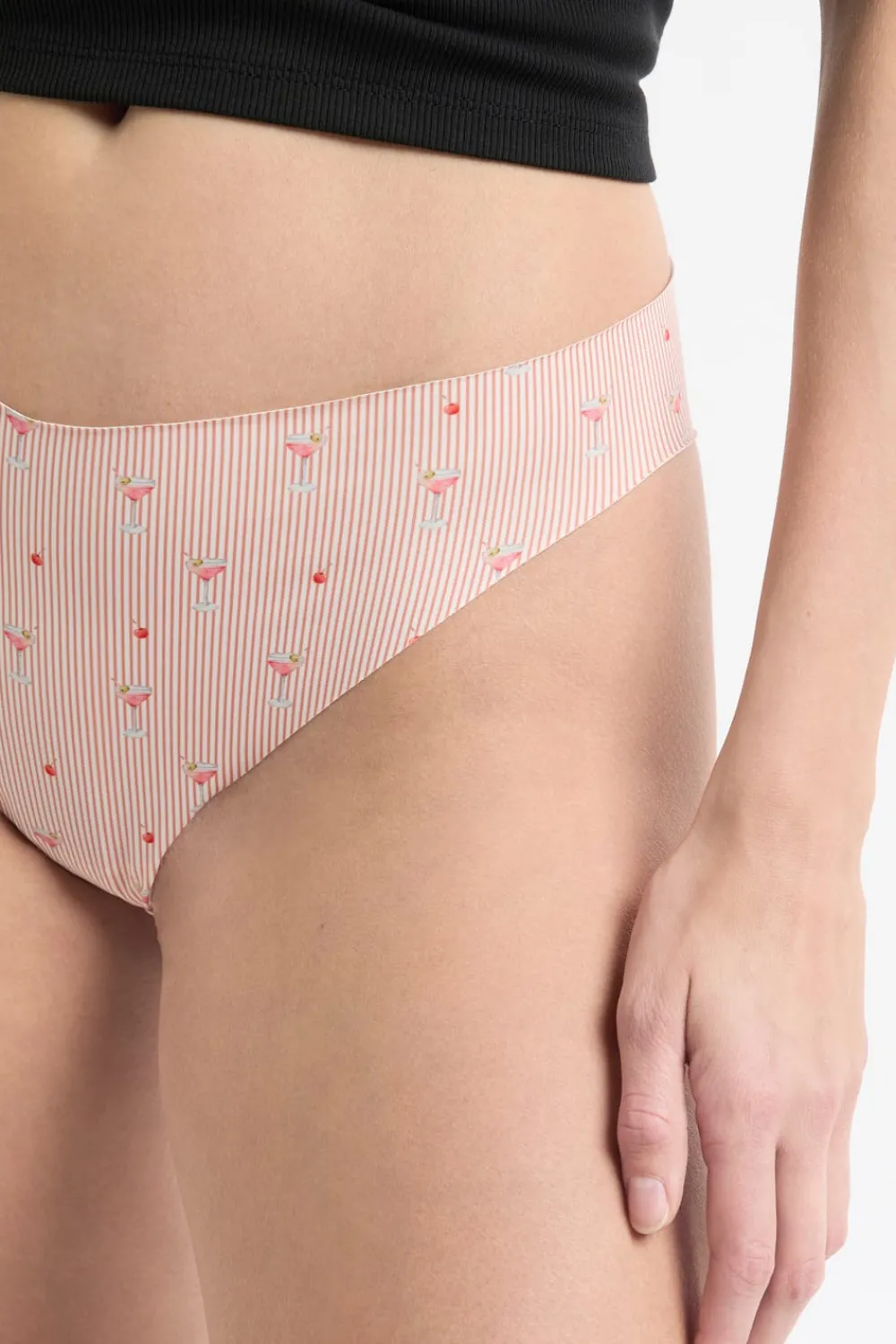 Hot ETAM Tanga de microfibra sin costuras con motivos BLUSH