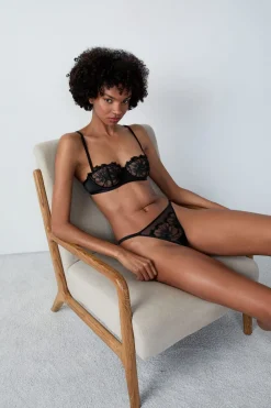 Discount ETAM Tanga de tul bordado NEGRO