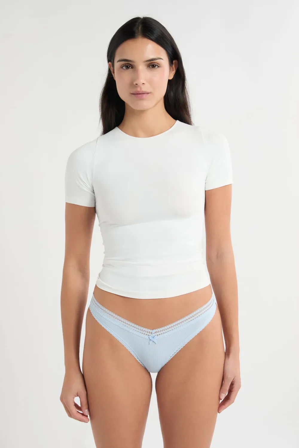 Discount ETAM Tanga en forma de V de microfibra y encaje AZUL CIELO