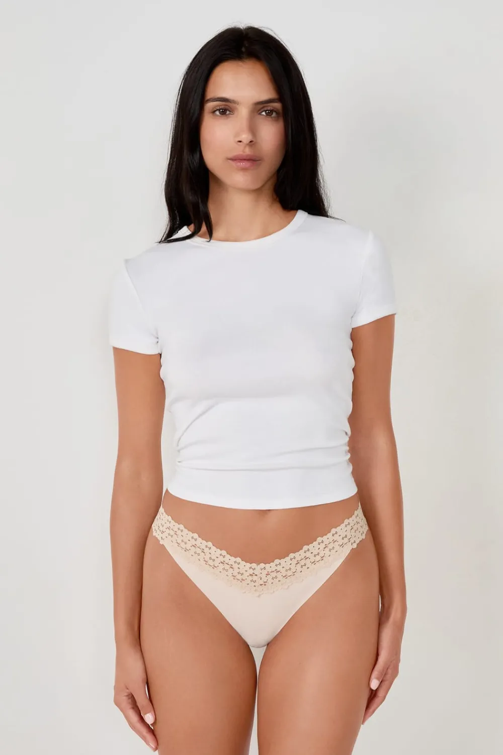 ETAM Tanga en V de microfibra y encaje BLANCO ROJO
