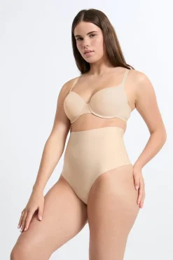 Sale ETAM Tanga moldeador - fuerte sujeción BEIGE