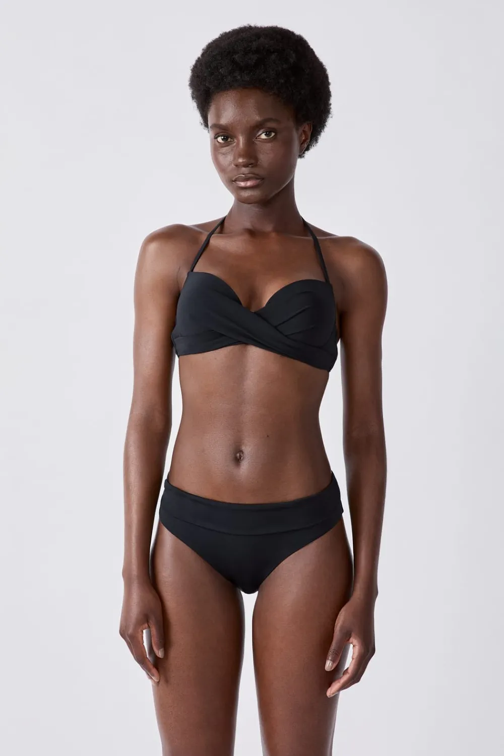 Online ETAM Top bikini push-up La modelo mide 1m79 y lleva la talla S