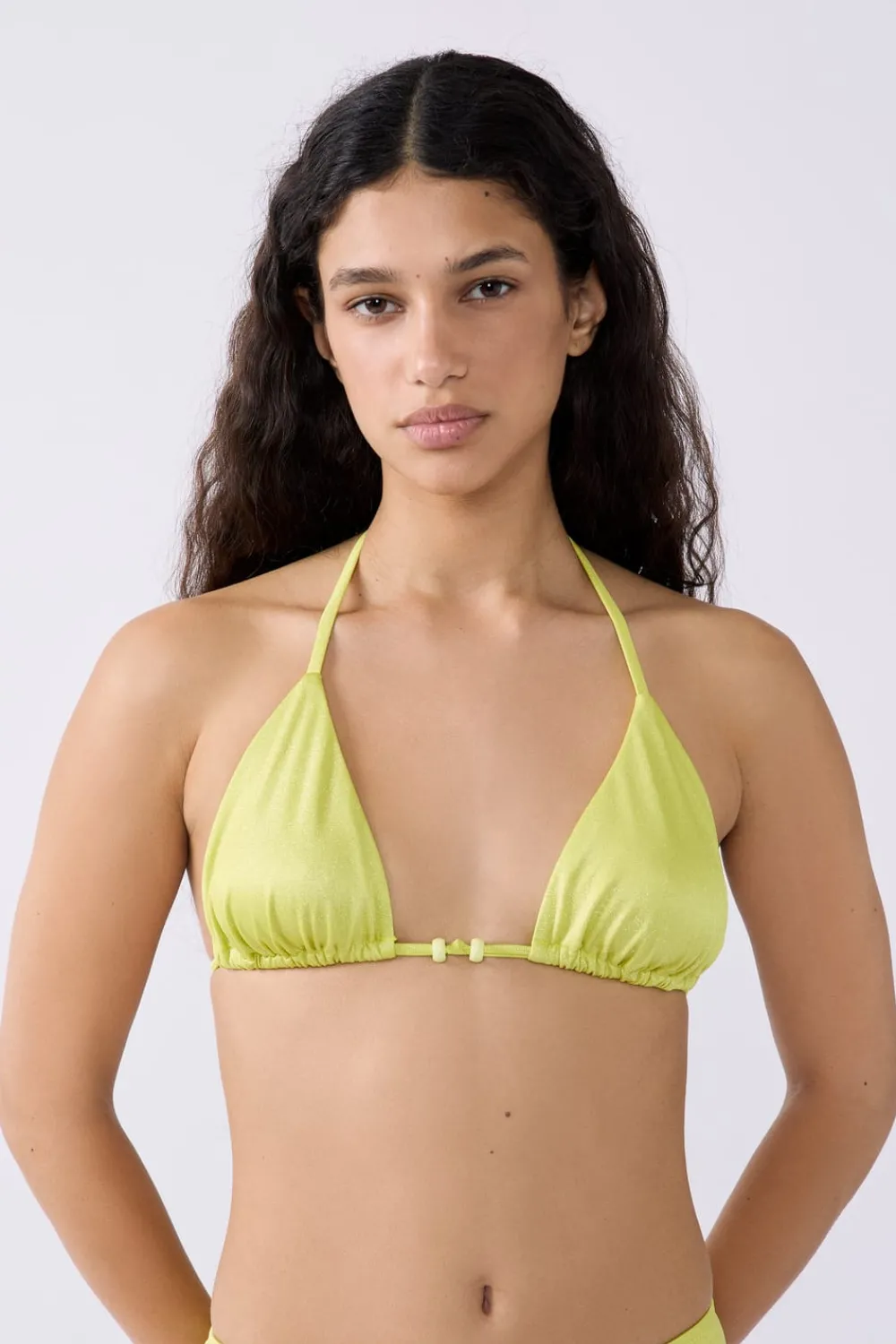 ETAM Top bikini triangular detalle perla ANIS