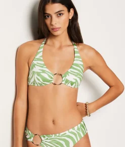 Best ETAM Top bikini triángulo con detalle de anillas La modelo mide 1m75 y viste S