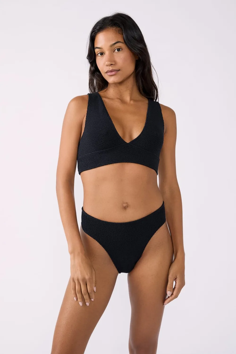 Online ETAM Top bikini triángulo en material elástico NEGRO