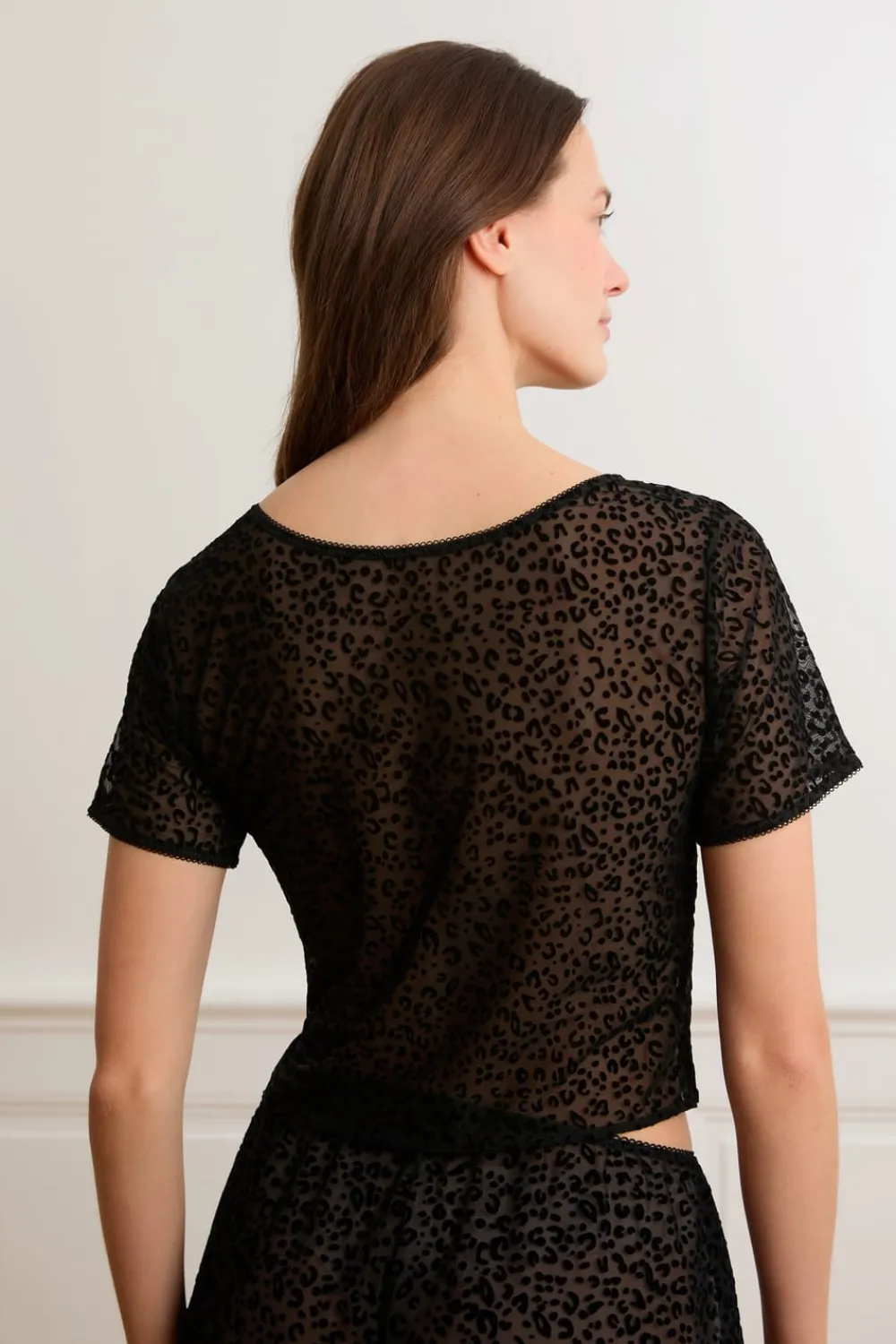 Discount ETAM Top de tul con estampado de leopardo NEGRO