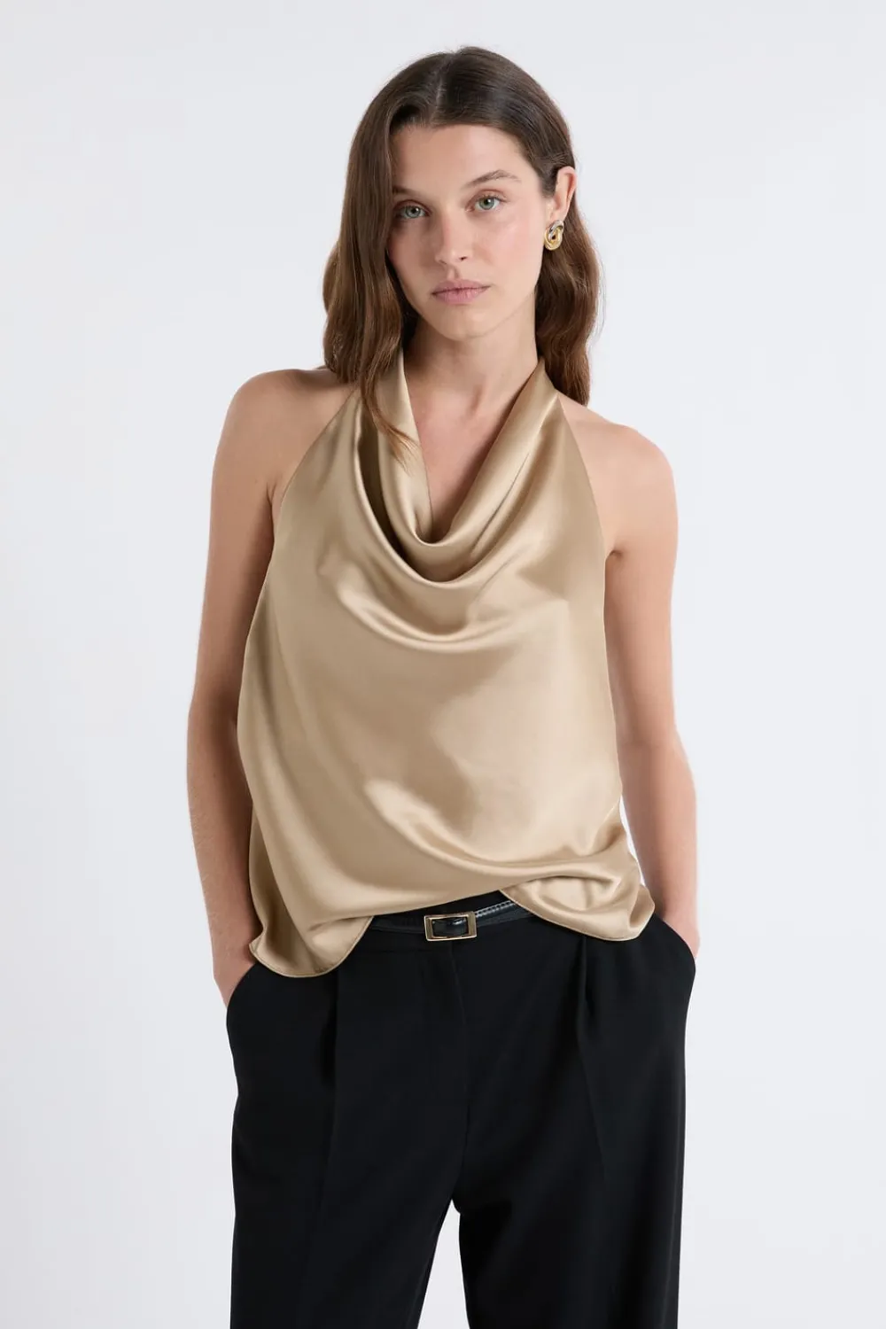 Clearance ETAM Top sans manches satiné avec col bénitier OR