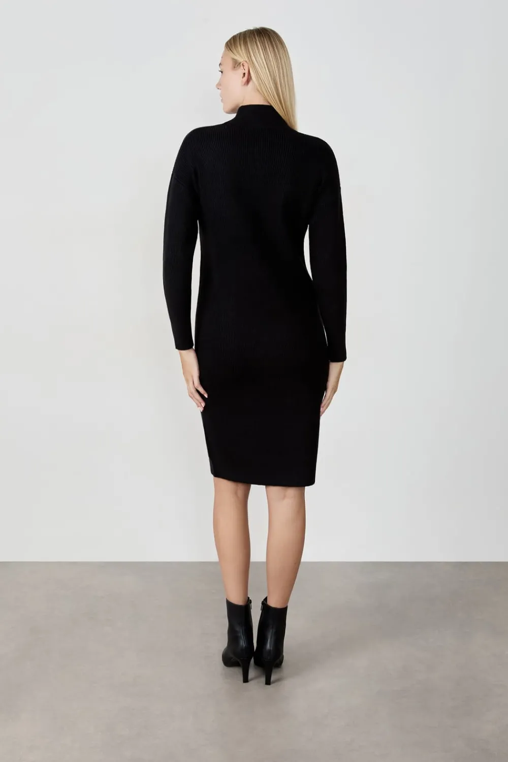 Discount ETAM Vestido de largo medio con cuello alto NEGRO
