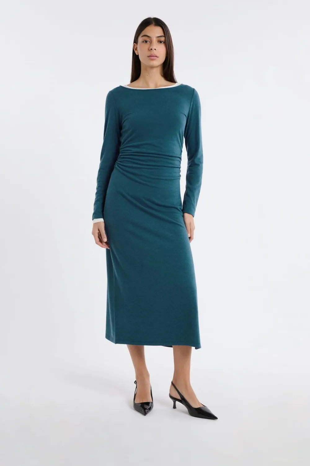 Online ETAM Vestido largo con cuello barco VERDE PATO
